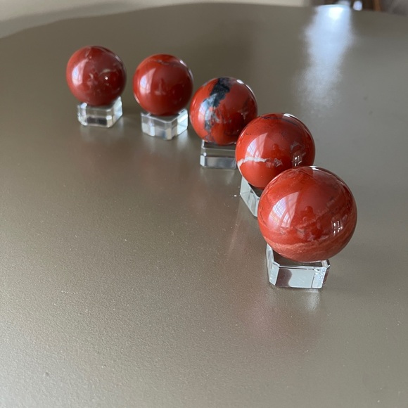 Red Jasper sphere (one) - Picture 5 of 6